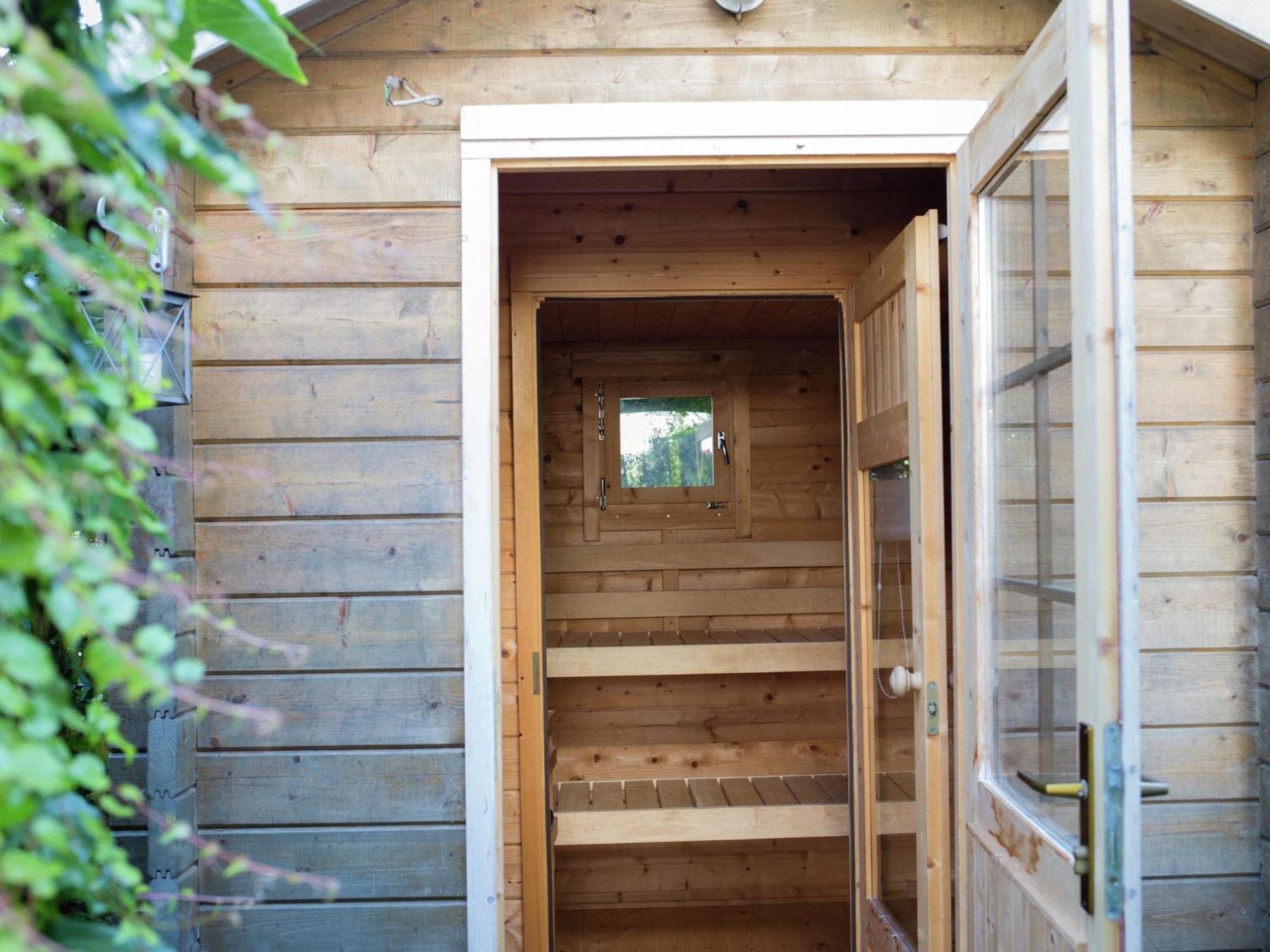 Apartment With Sauna Merlsheim Exteriör bild